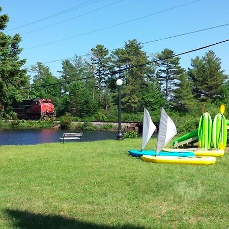 Bear Paw Inn Michigamme Exterior photo